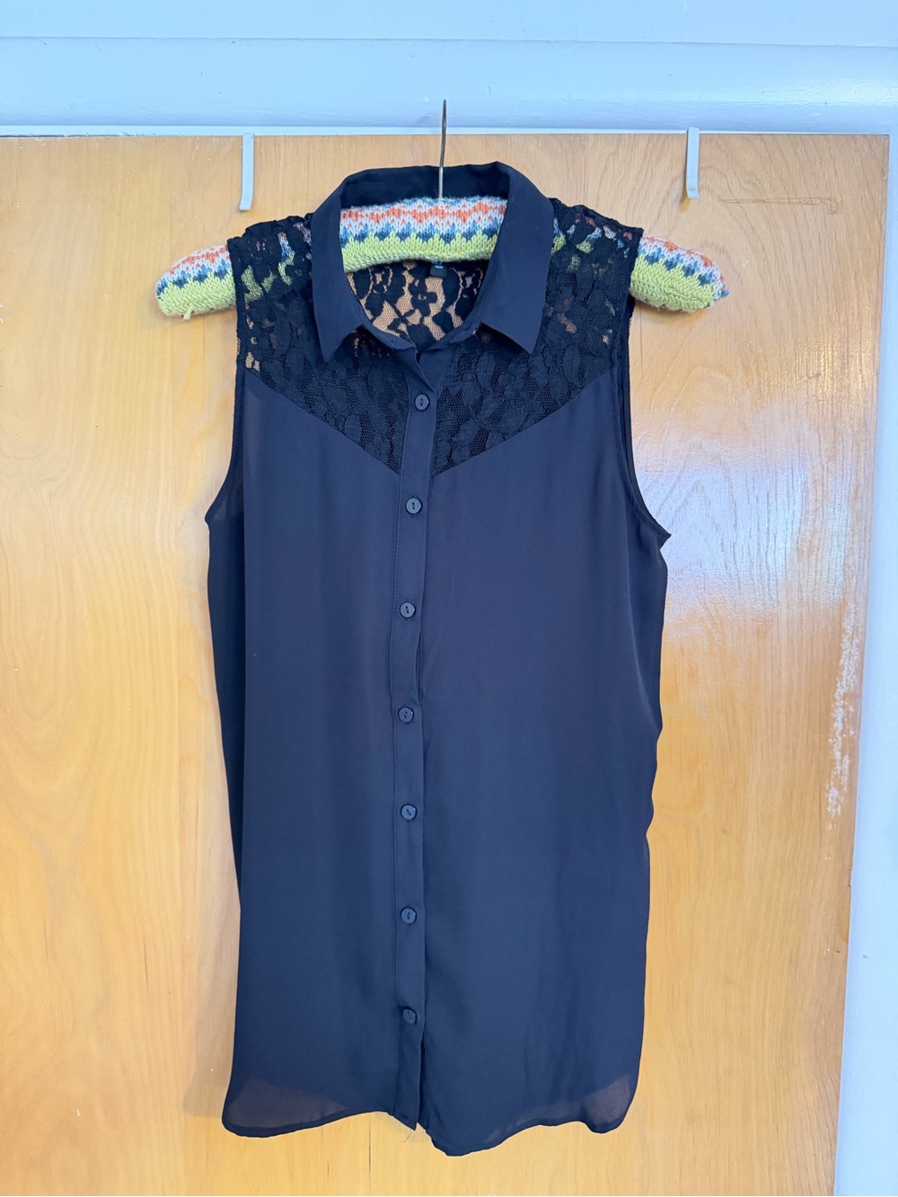 H&M Black Sleeveless Lace Yoke Button-Up Blouse